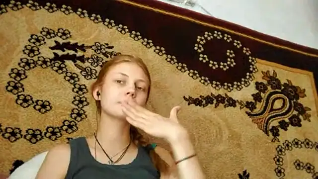 Chat soba uživo modela LunaLaday