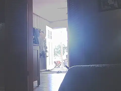 studlyhardwoodd 即時聊天室