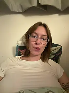 JuicyErika live-chat rom
