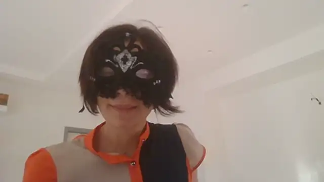 HelenTiAscolta Live Chatraum