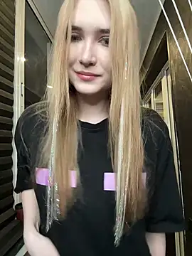 Živá chatovací místnost MarlboroWeb