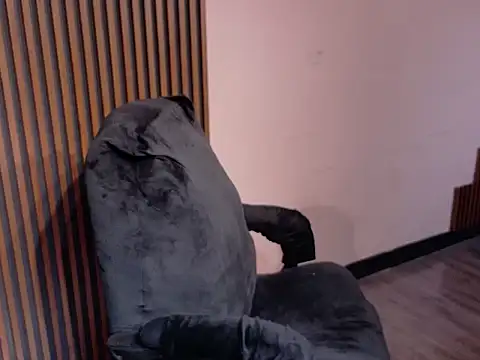 Živá chatovací místnost MissOffice_