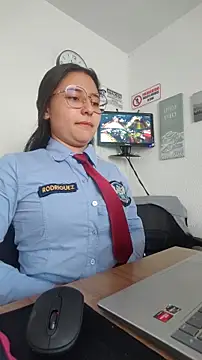 Queen_linda1's Live Chat Room