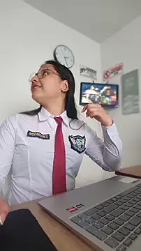 Živá chatovací místnost Queen_linda1