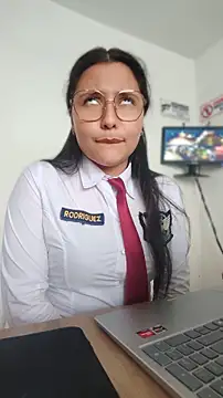 Queen_linda1 现场聊天室