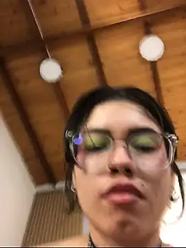 alkivamoon 现场聊天室