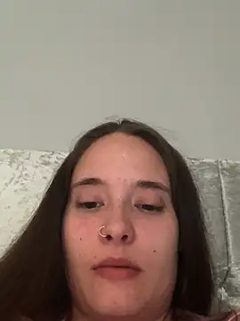 Poppylooloo's Live Chat Room