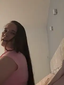 Živá chatovací místnost Poppylooloo
