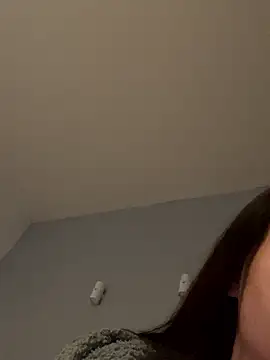 Poppylooloo Adlı Modelin Canlı Sohbet Odası