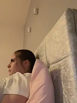 Poppylooloo Live chatroom