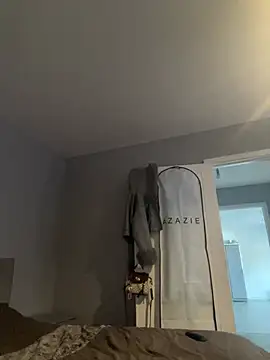 Poppylooloo's Live Chat Room