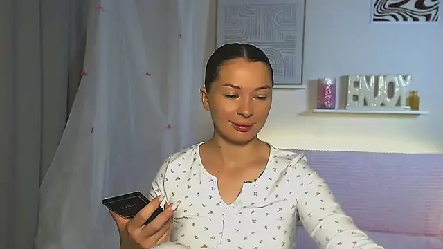 AlexaSven Adlı Modelin Canlı Sohbet Odası
