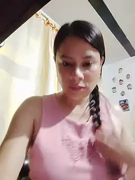 Nicol_Alvarez1 – live chatrum