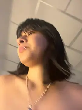katty_lovelyy Adlı Modelin Canlı Sohbet Odası
