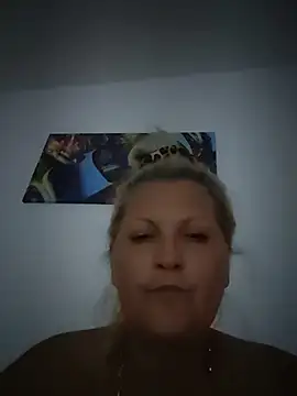 Živá chatovací m ístnost Divineblond