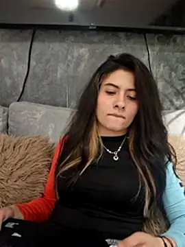 Živá chatovací místnost AshleyyHall