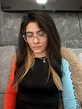 Živá chatovací místnost AshleyyHall