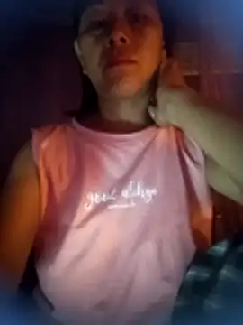 Sala de chat en directo de Ari-Na9