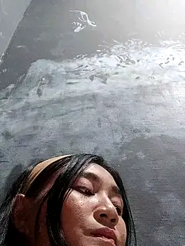 Rayya_ayyのライブチャットルーム