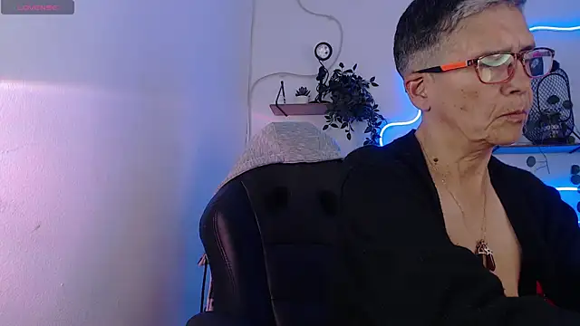 selena_ferreira: онлайн-чат