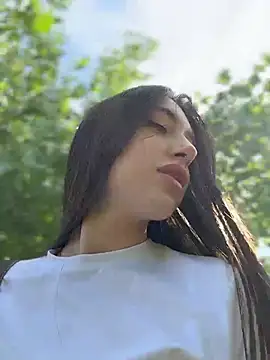 غرفة دردشة BOOMFOXY المباشرة