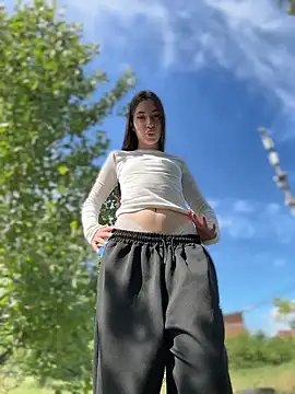 BOOMFOXY Adlı Modelin Canlı Sohbet Odası