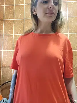 חדר צ'אט בשידור חי של SofiaLace
