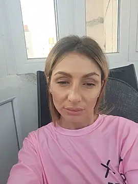 SofiaLace's Live Chat Room