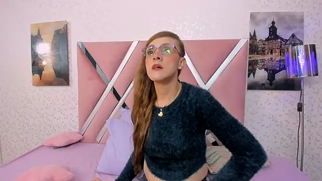 Nicoll_89 Adlı Modelin Canlı Sohbet Odası