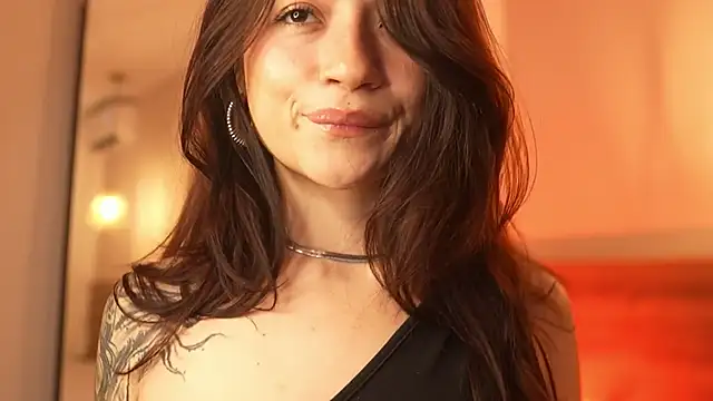 Charlotte_Rossee – live chatrum