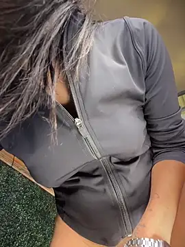 EmmaExoticaXXX Adlı Modelin Canlı Sohbet Odası