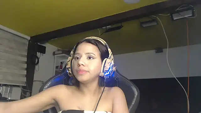 TERNURA_XXXn Live chat-huone
