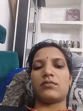 Sala de chat ao vivo de SS_sanjna