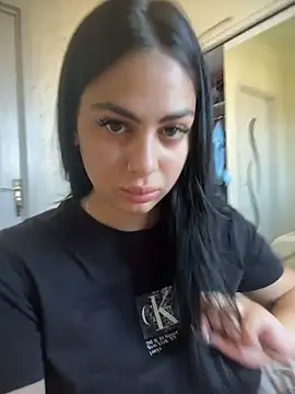 Онлайн чат LilyLovell