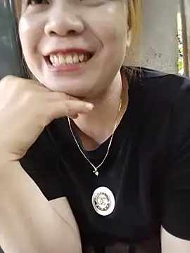 Živá chatovací místnost Squirt107
