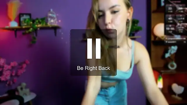 lina_moone Ruang Obrolan Langsung