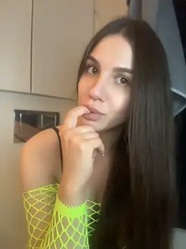 Maya033q – Naživo chatovacia miestnosť