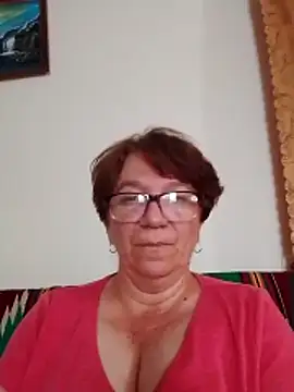 KetQueen101 Adlı Modelin Canlı Sohbet Odası