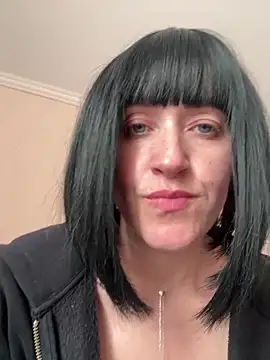 Milana_aa's Live Chat Room