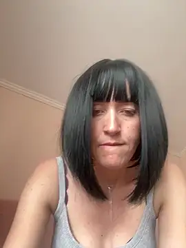 Sala de chat ao vivo de Milana_aa