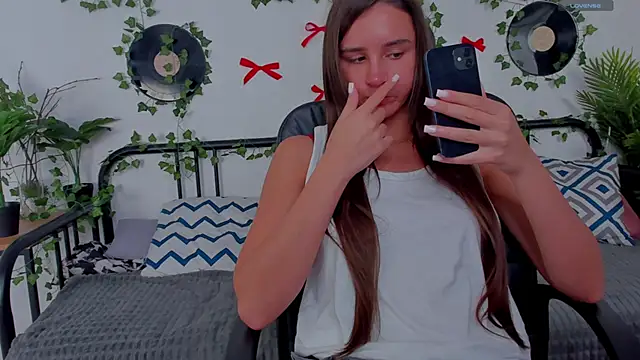 NicoleWells22 Live Chatraum