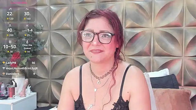 Gaia_rougee's Live Chat Room