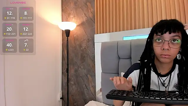 غرفة دردشة alice_rossi4 المباشرة