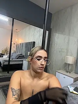 GabrielaPortmansn Live chat-huone