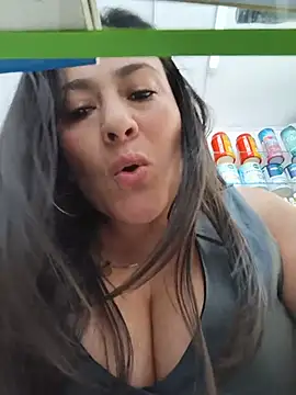 Chat ao vivo de roxana_sexy_2026