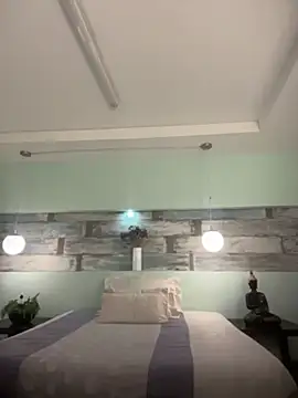 Chat soba uživo modela SweettVal_