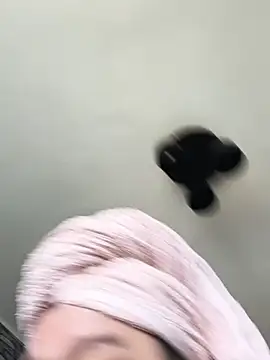 Chat soba uživo modela KICIA10
