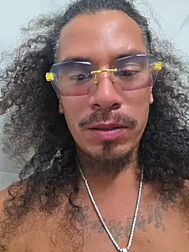 Chat ao vivo de Mr_Handsome_69