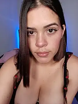 BabyAkira2 Cameră chat live