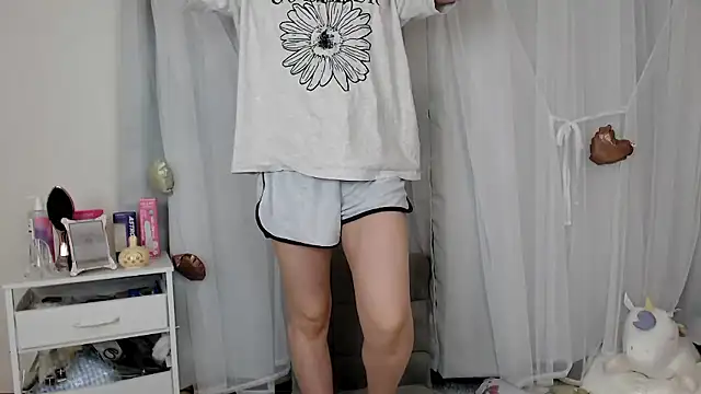 mii__tan Adlı Modelin Canlı Sohbet Odası